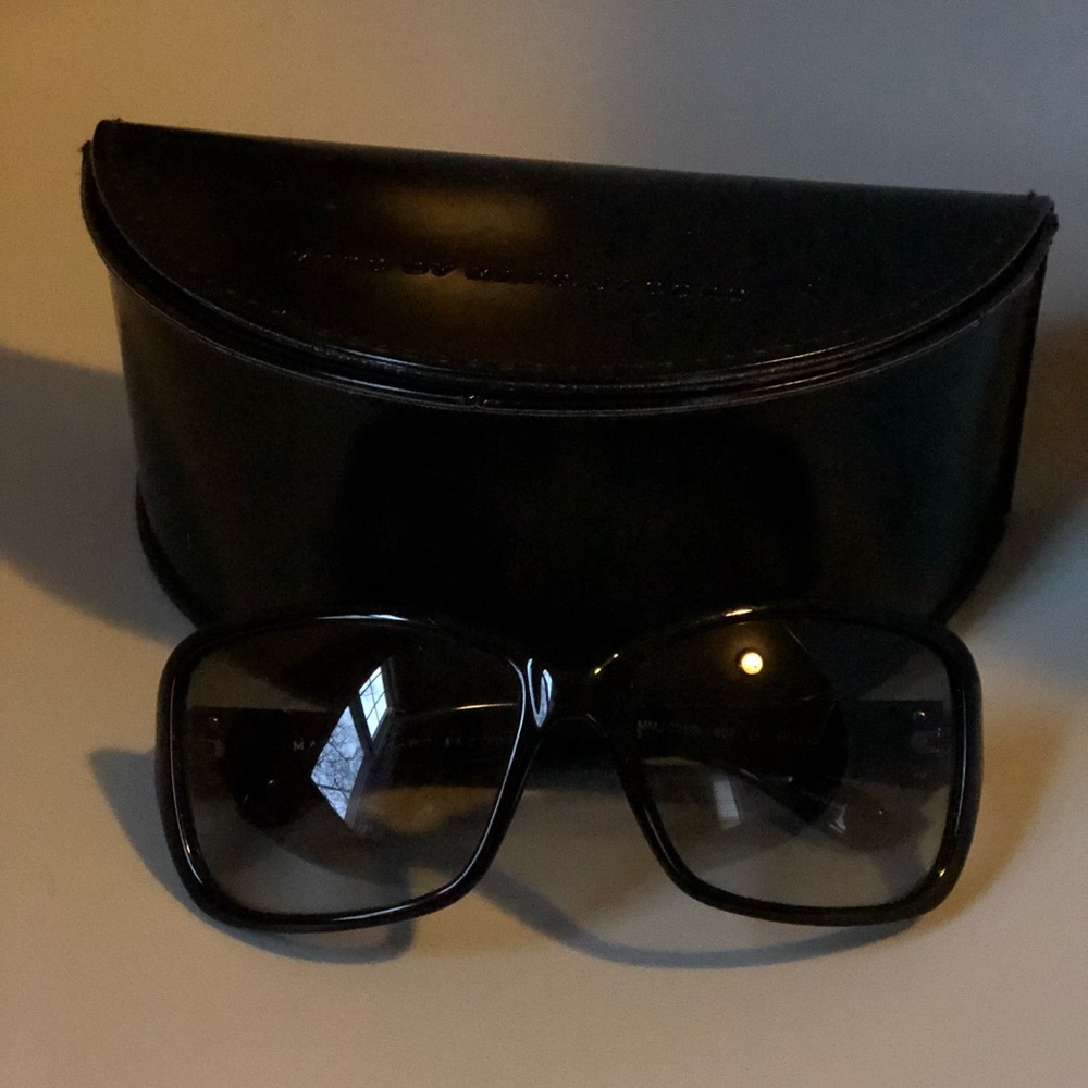 Marc by Marc Jacobs black sunglasses